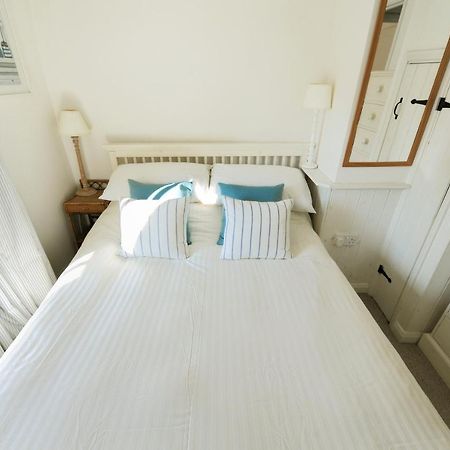 Charm Cottage 查茅斯 外观 照片